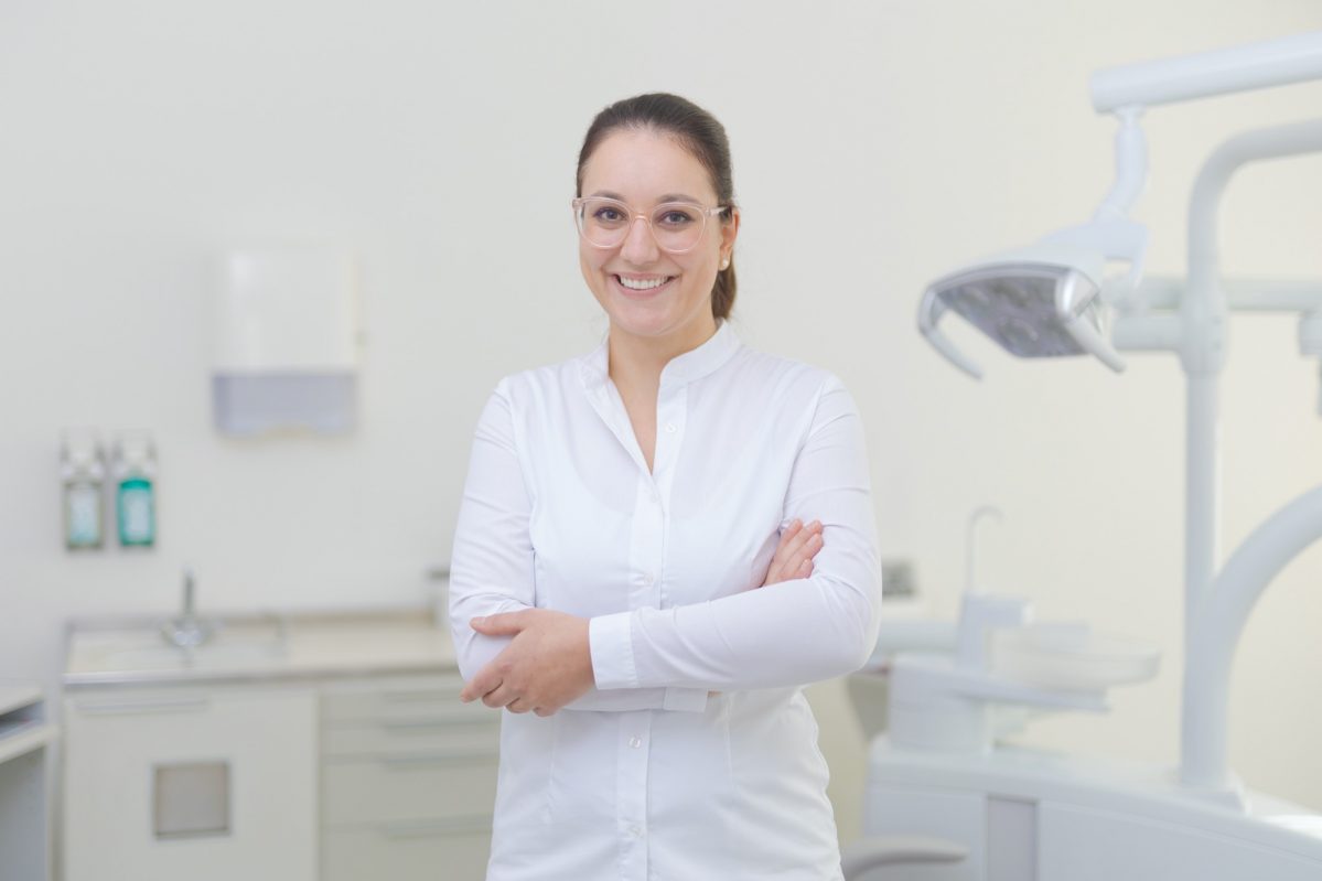 Herzlich Willkommen in Ihrer<br>Zahnarztpraxis Hanau-Großauheim